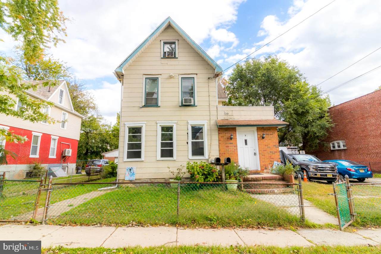 128 Chestnut - Photo 1