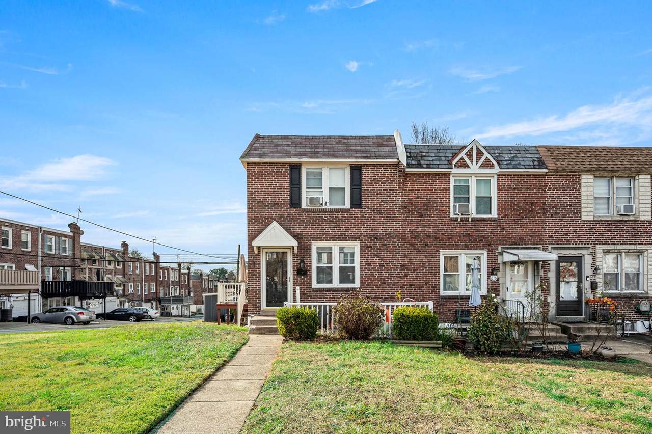 614 Garfield Avenue - Photo 1