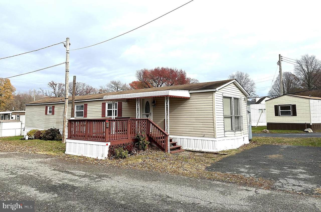 2400 Lincoln Avenue - Photo 1