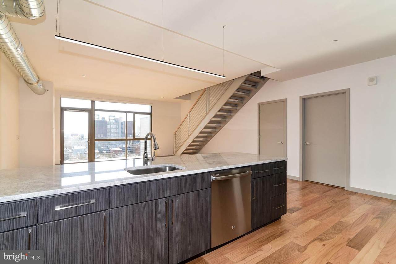 1125 Sansom Street - Photo 1