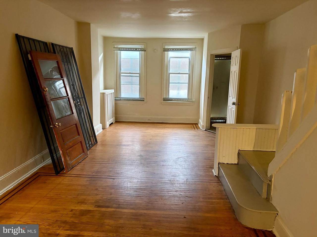 1854 Lippincott Street - Photo 1