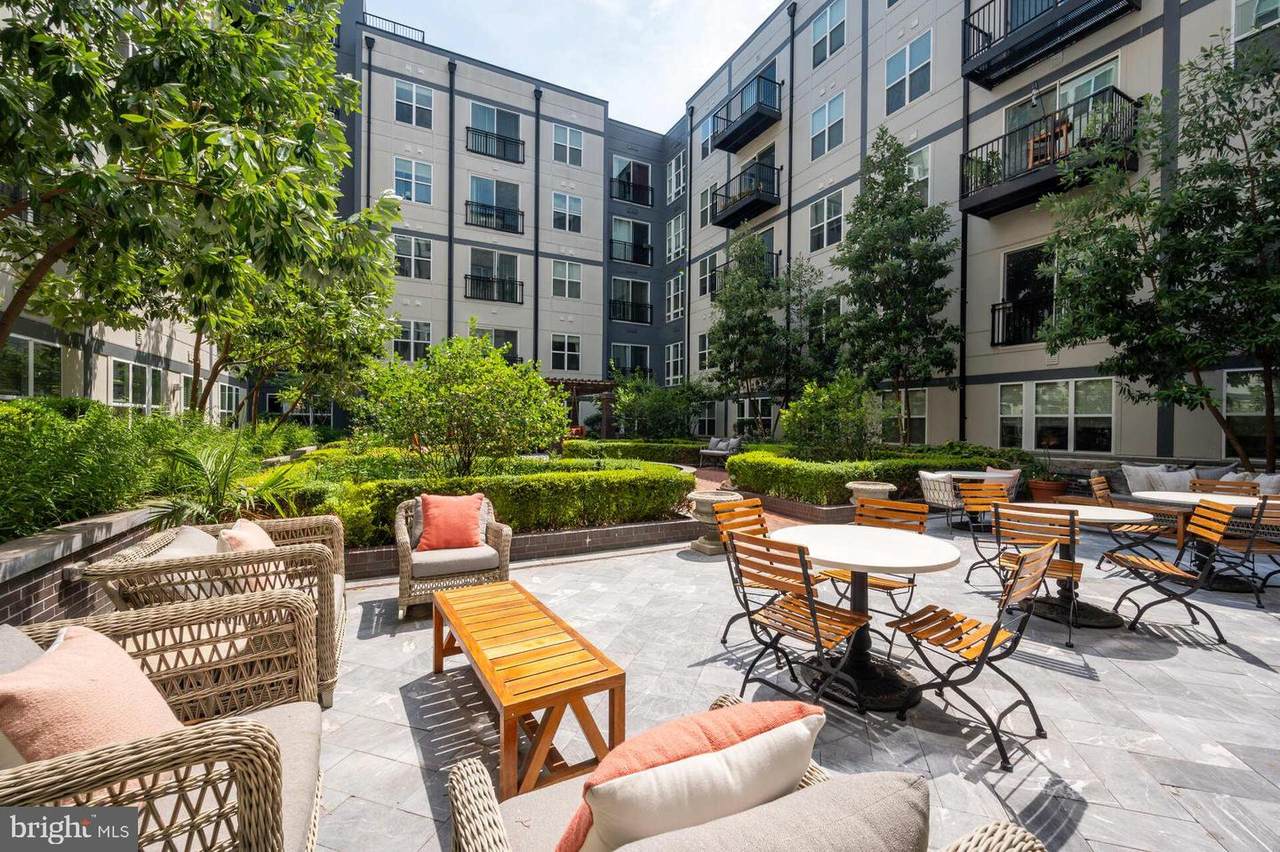 1339 E Street - Photo 1