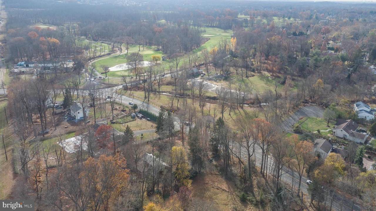 1621 Terrill - Photo 1