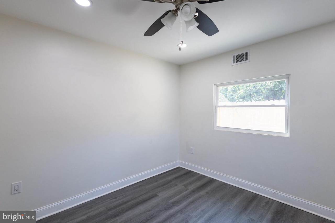 746 Pine Street - Photo 1