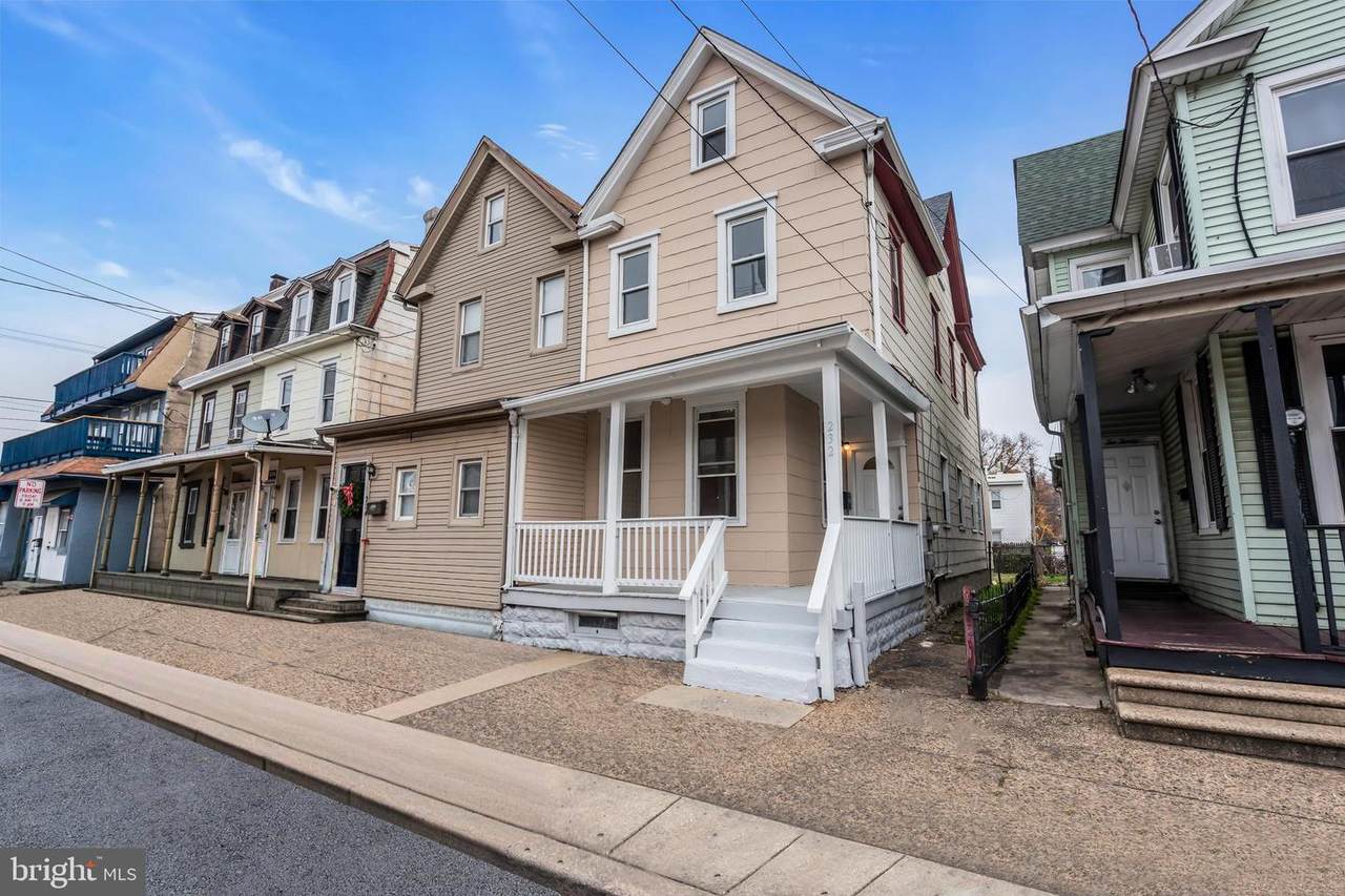 232 Broadway - Photo 1