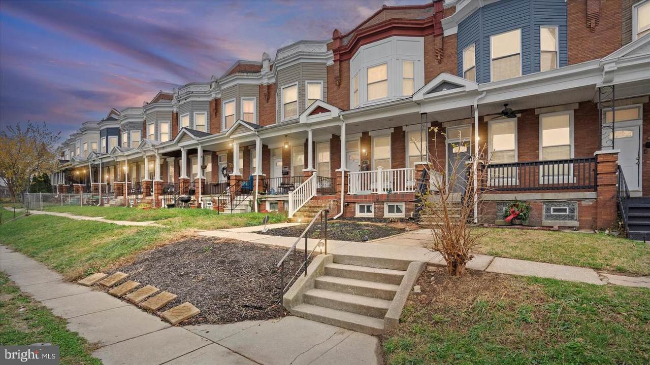 2011 31ST Street - Photo 1