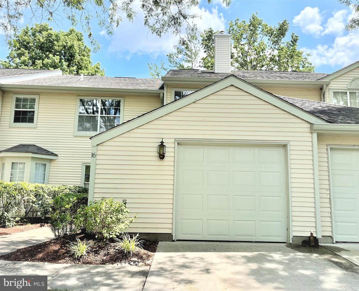 16 Dorset Court - Photo 1