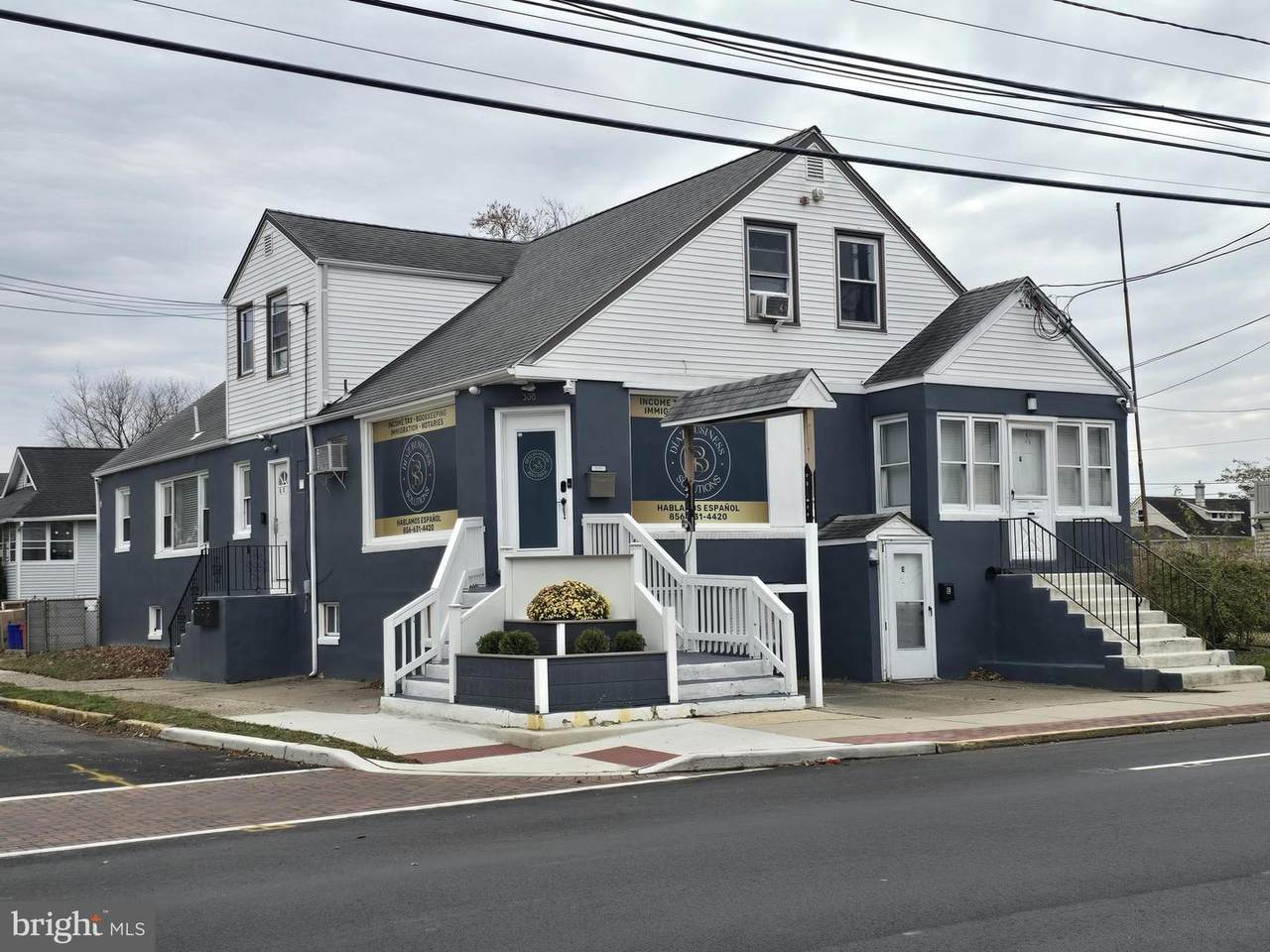 300 Kings Highway - Photo 1