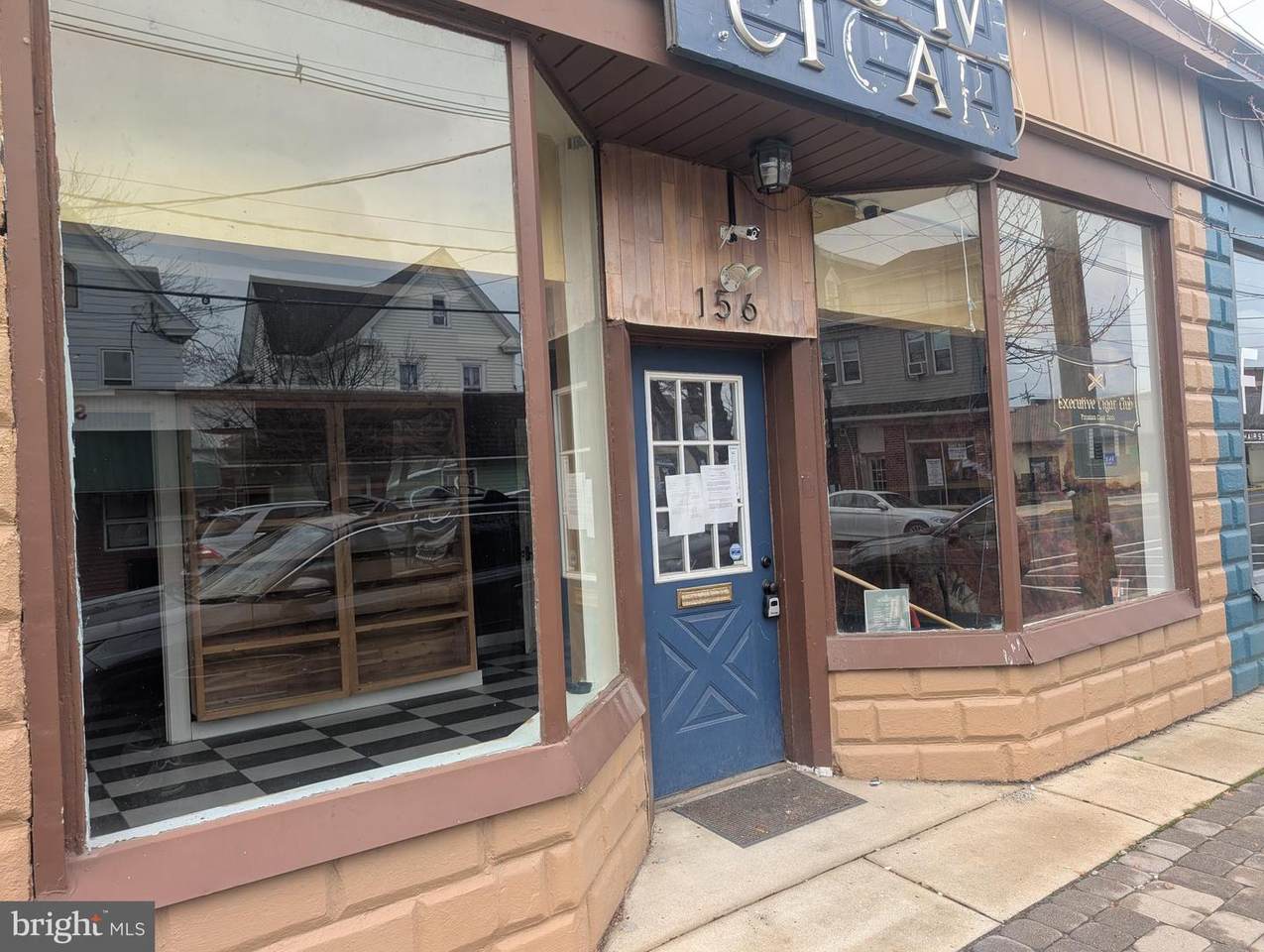 154-156 Broadway - Photo 1