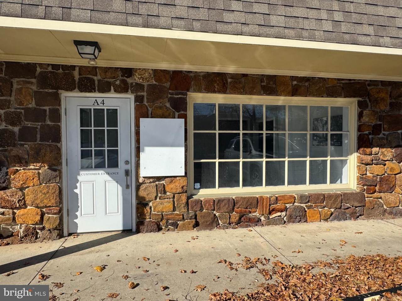 520 Stokes Road - Photo 1