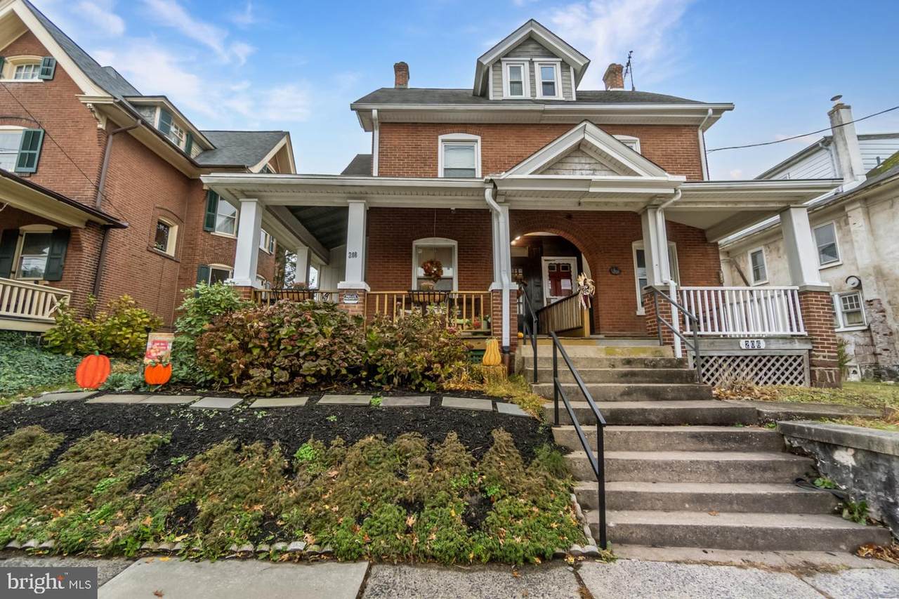 208 Broad Street - Photo 1