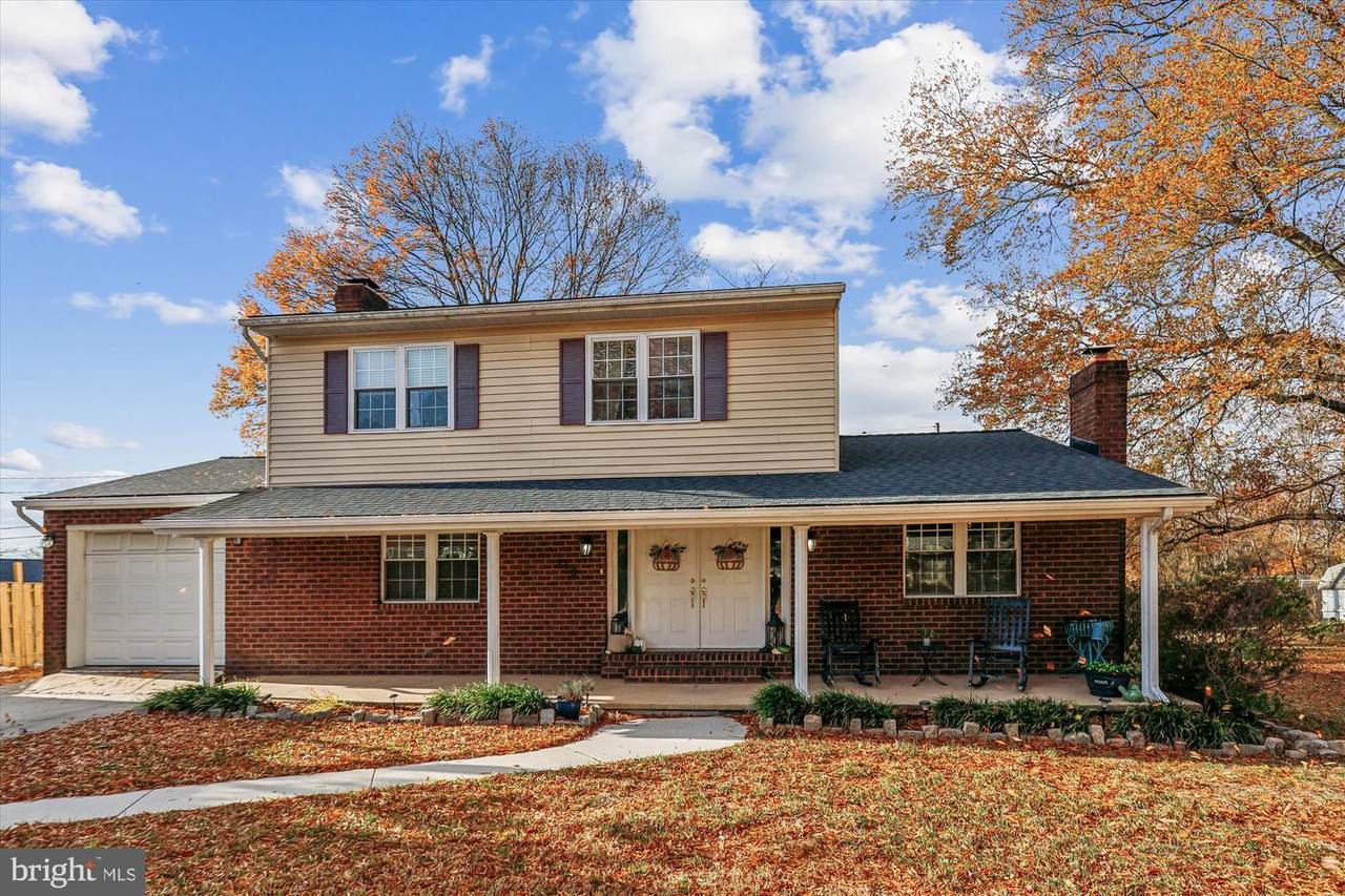 115 Fuller Avenue - Photo 1