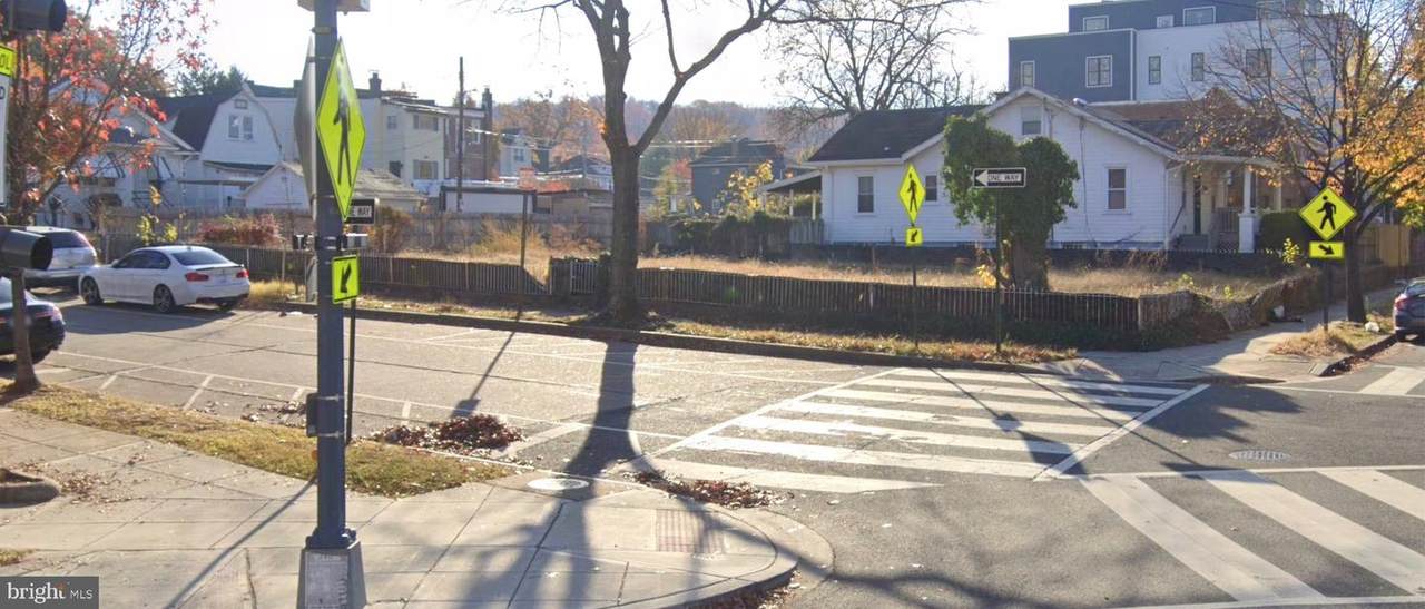 2101 Q Street - Photo 1