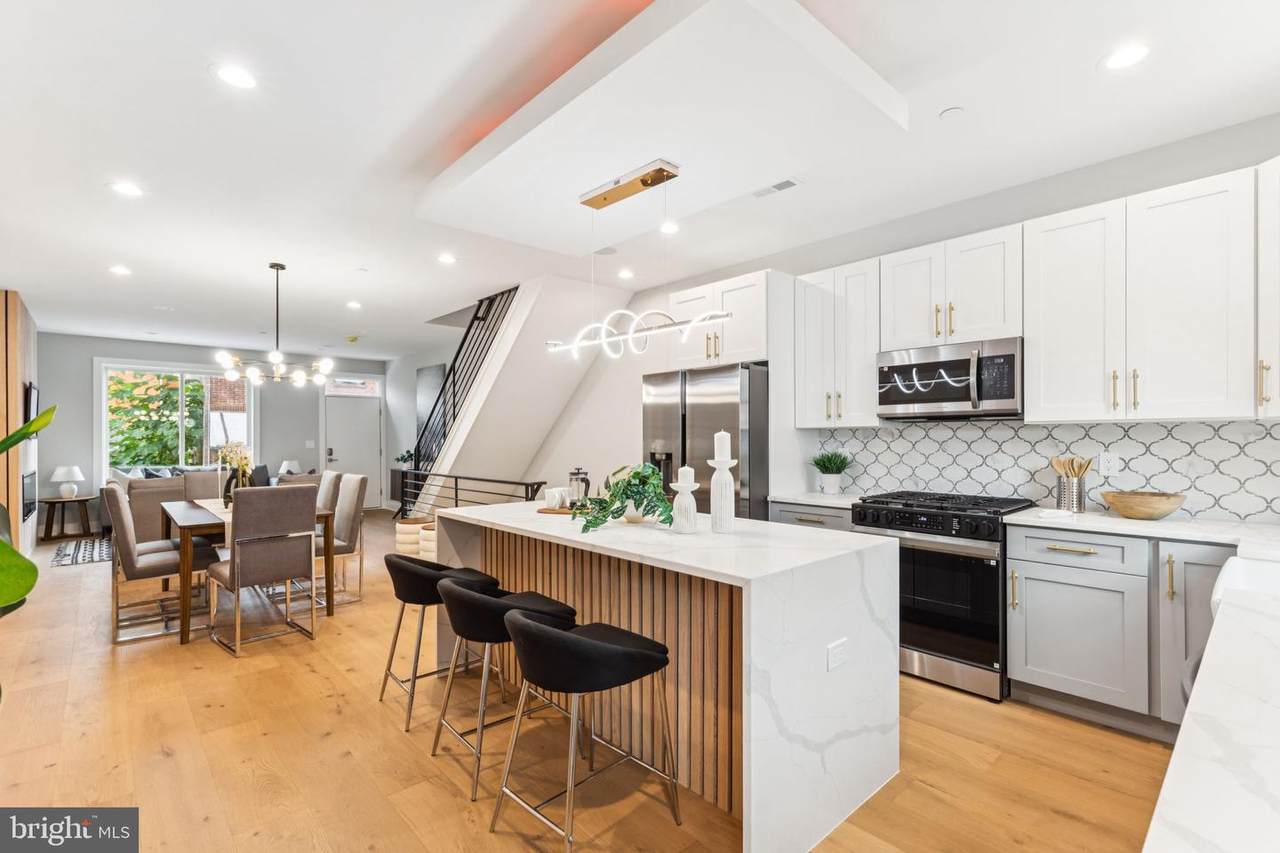 2708 Birch Street - Photo 1