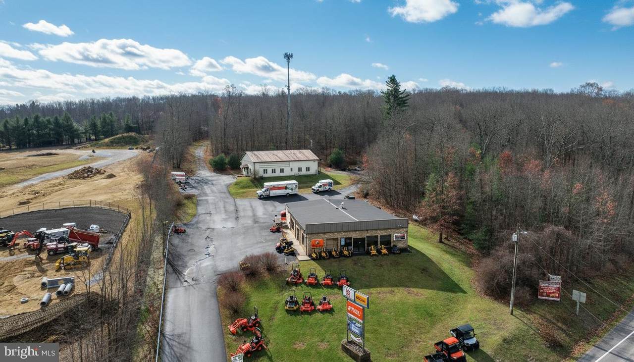 19530 Garrett Highway - Photo 1