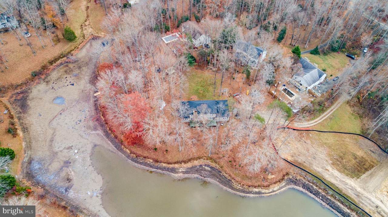 7905 Robert E Lee Court - Photo 1