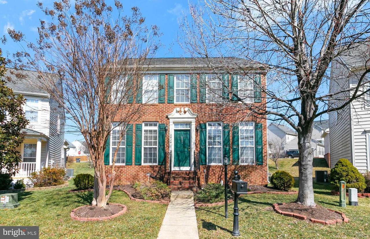 2424 Five Fathom Circle - Photo 1