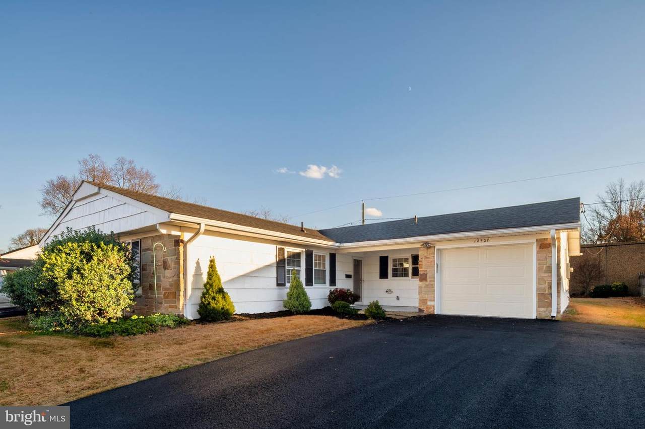 12507 Kemmerton Lane - Photo 1