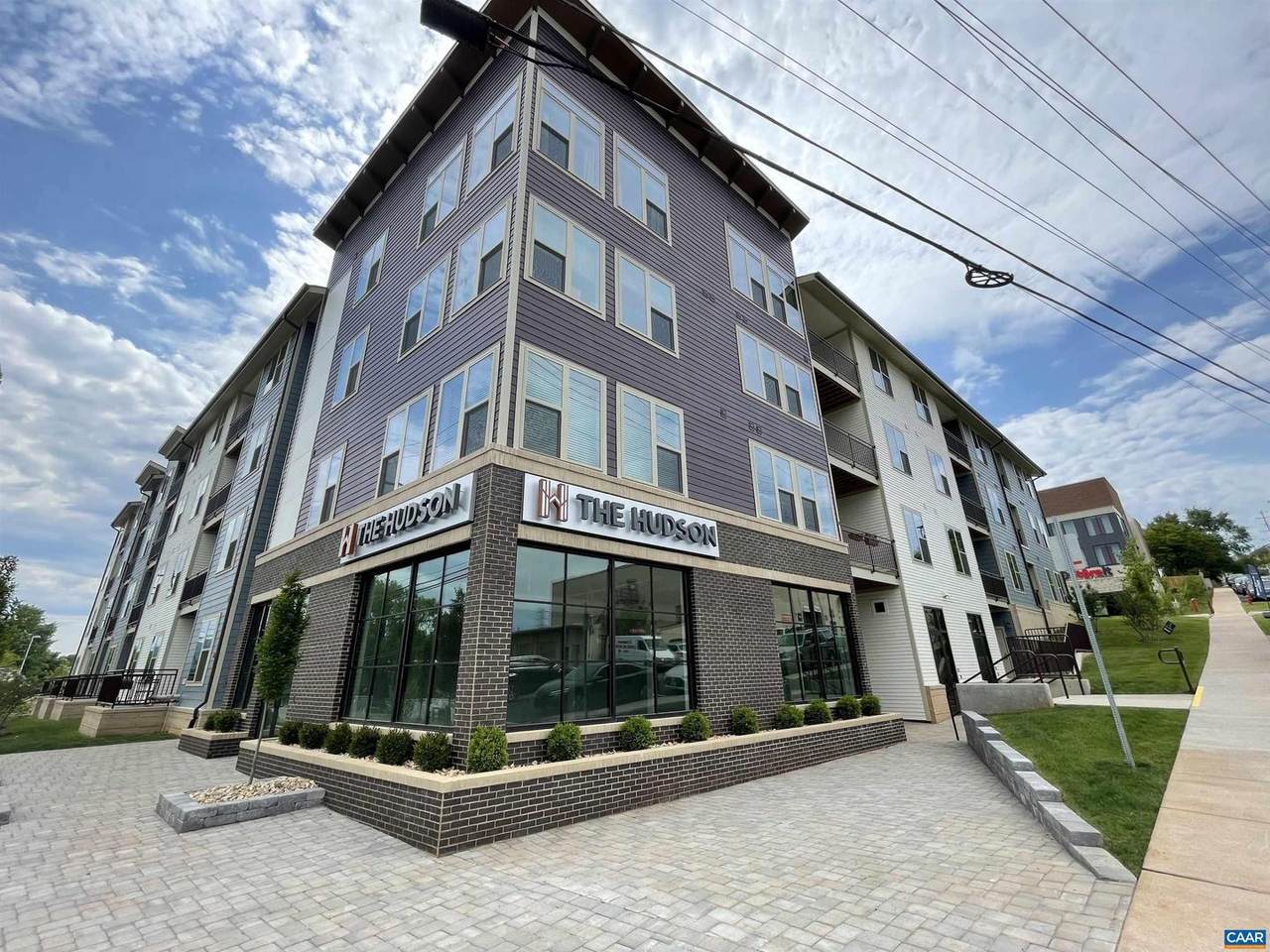 905 River Rd - Photo 1