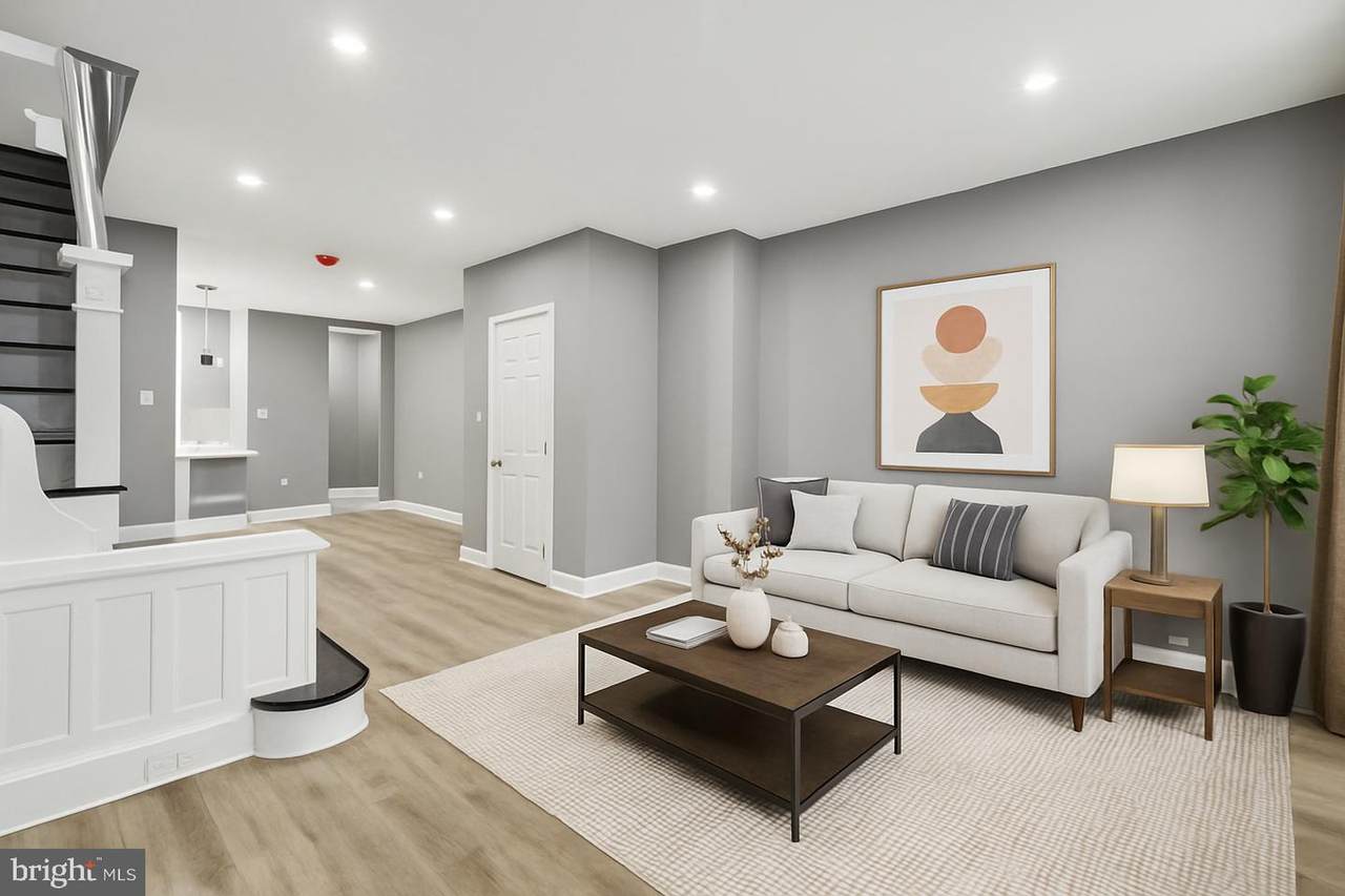 4629 12TH Street - Photo 1