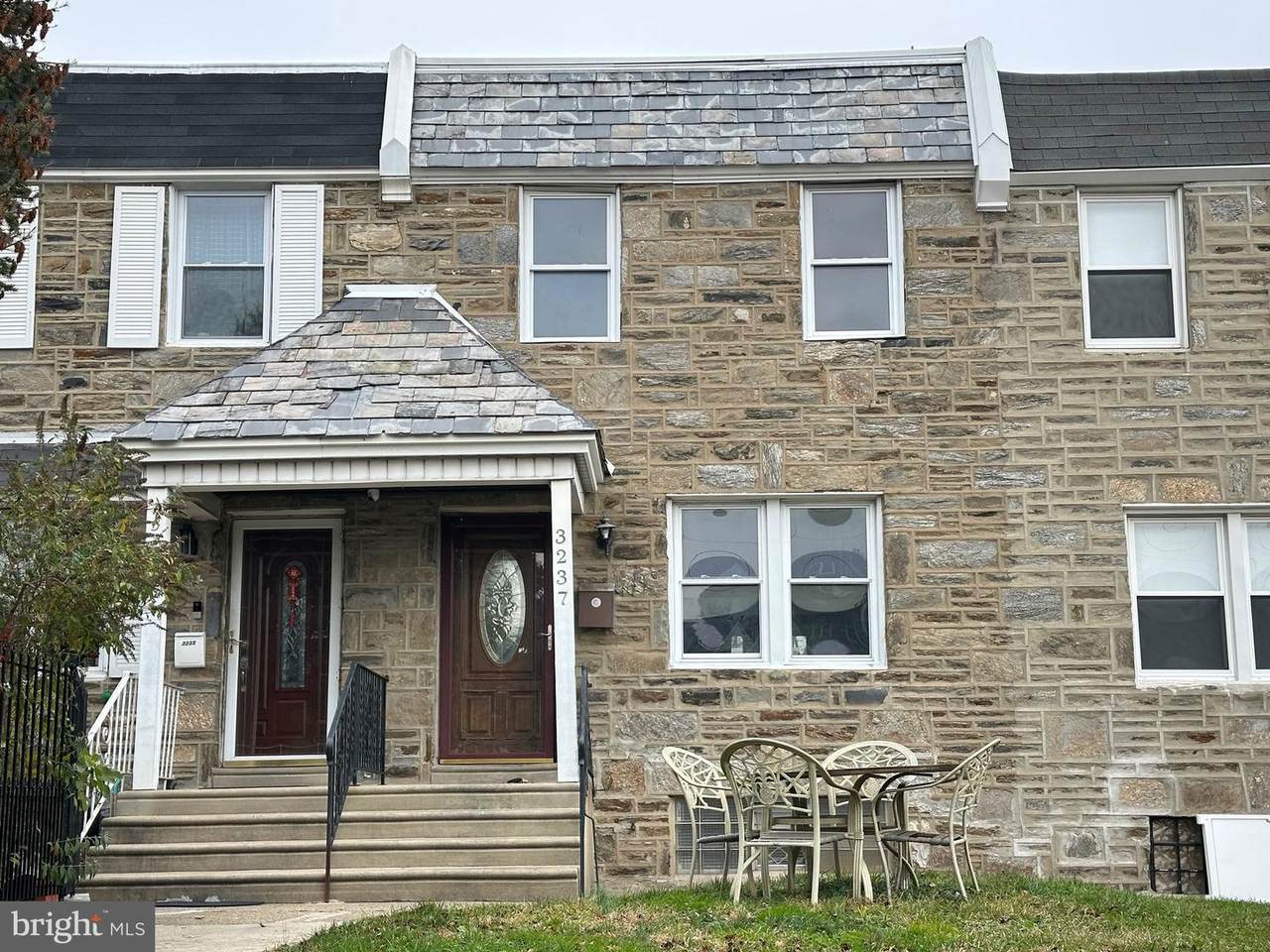 3237 Tyson Avenue - Photo 1