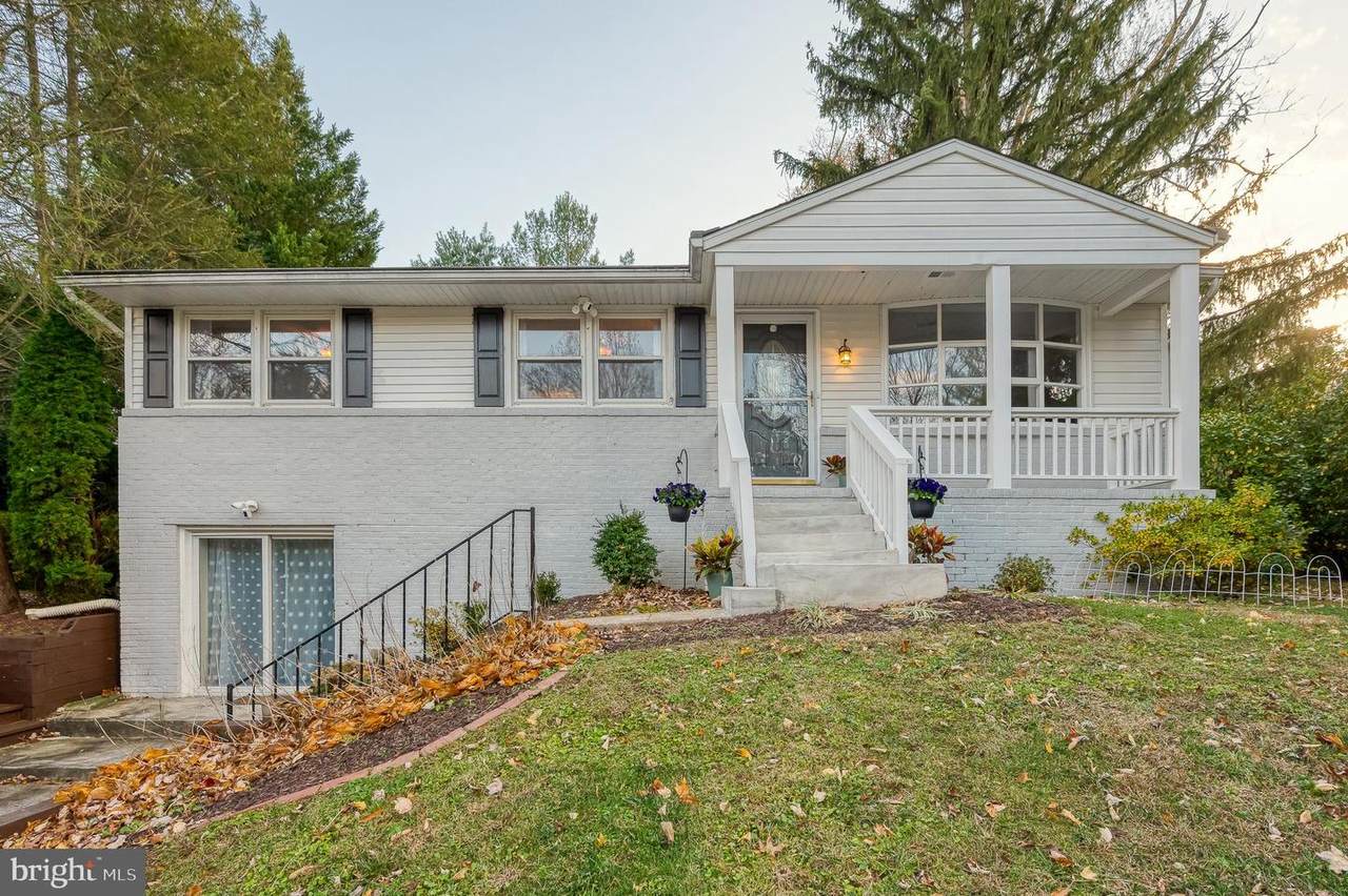 1013 Trickling Brook Road - Photo 1