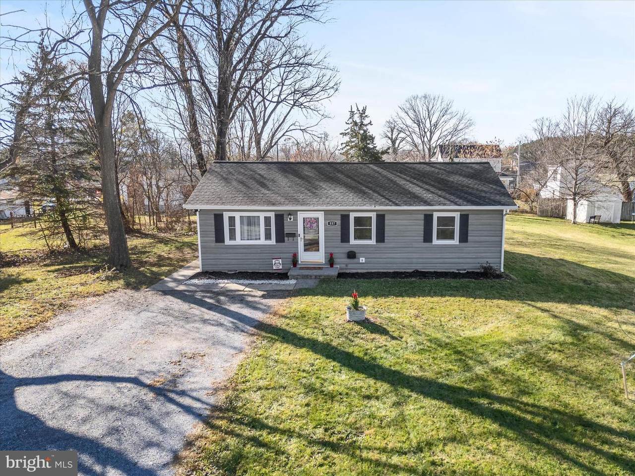 557 Ash Street - Photo 1