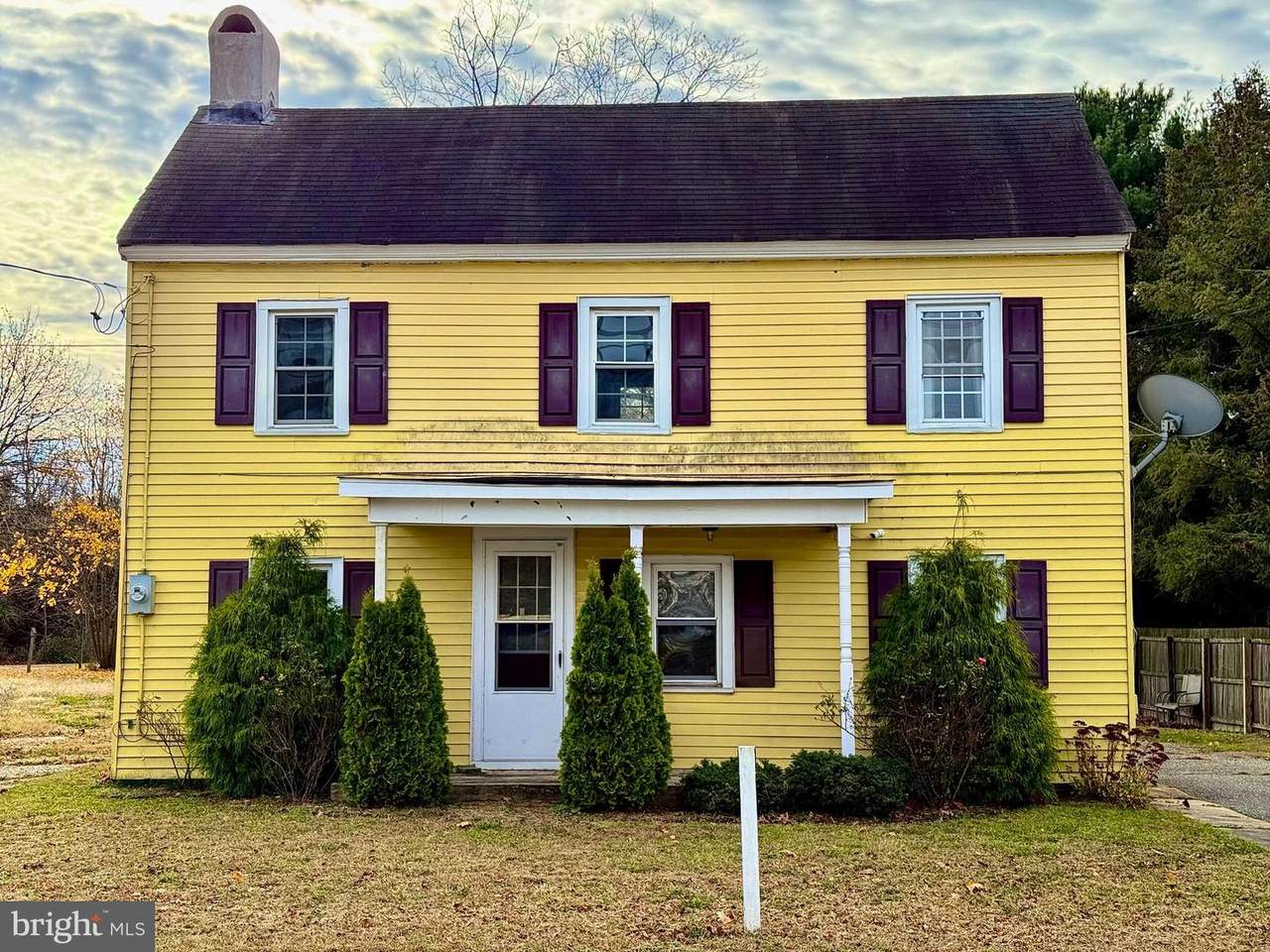 73 Maple Avenue - Photo 1