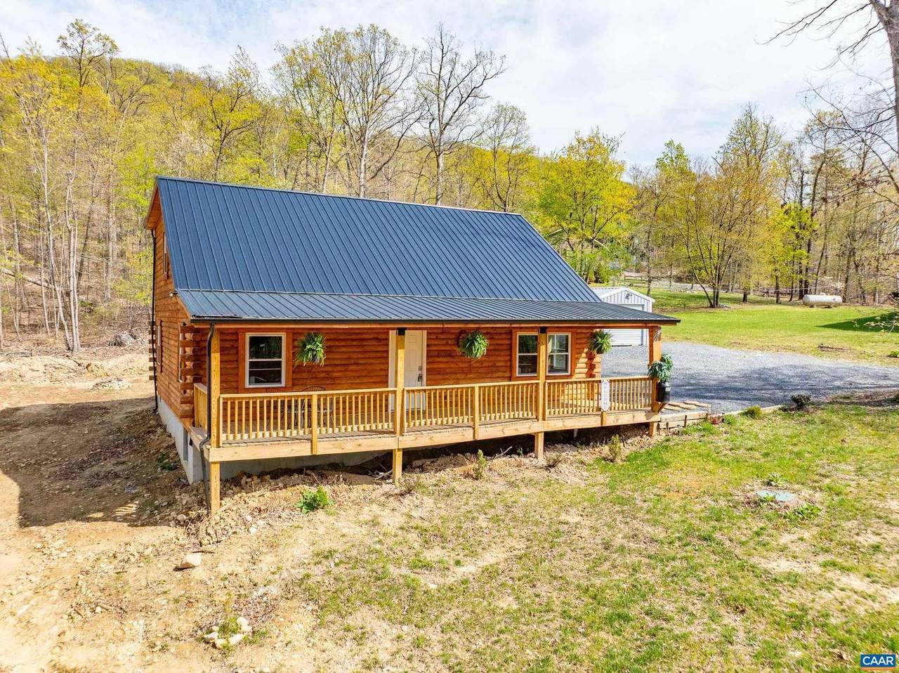 136 Wildwood Ln - Photo 1