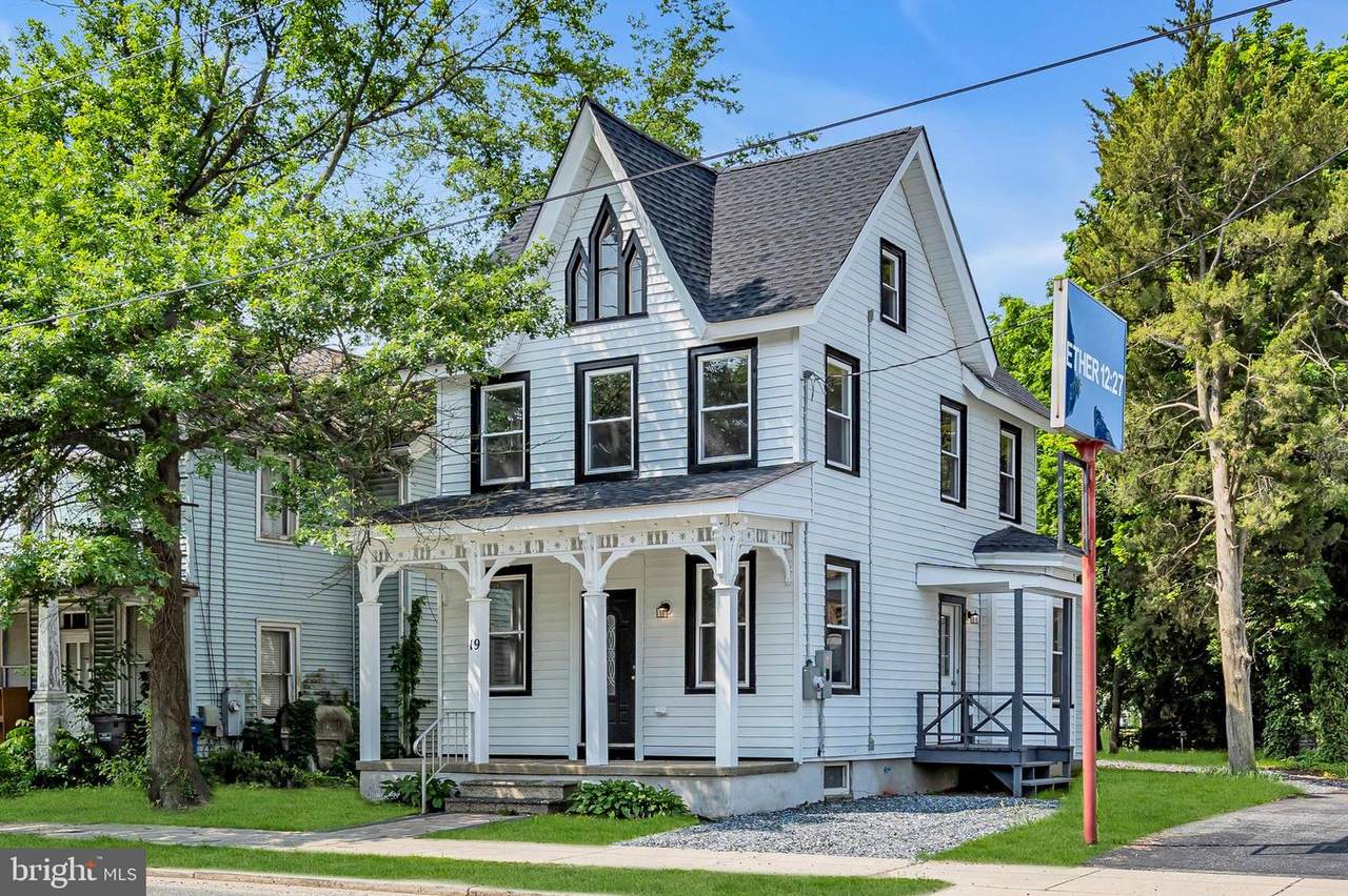 19 Main Street - Photo 1