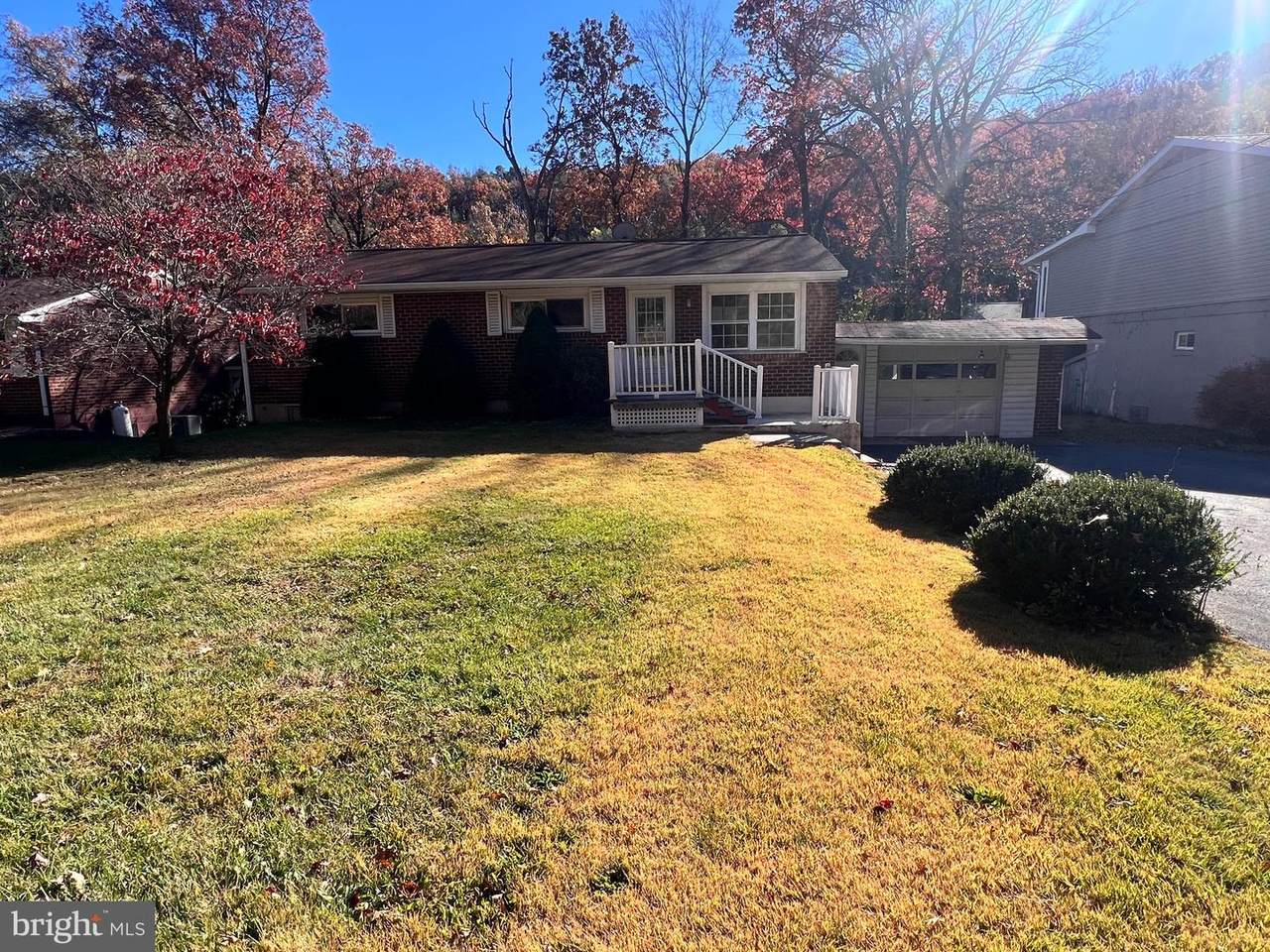 1074 Braddock Road - Photo 1