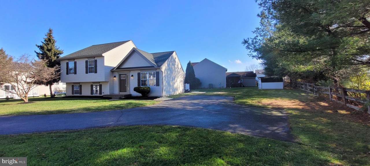 547 Kenan Street - Photo 1