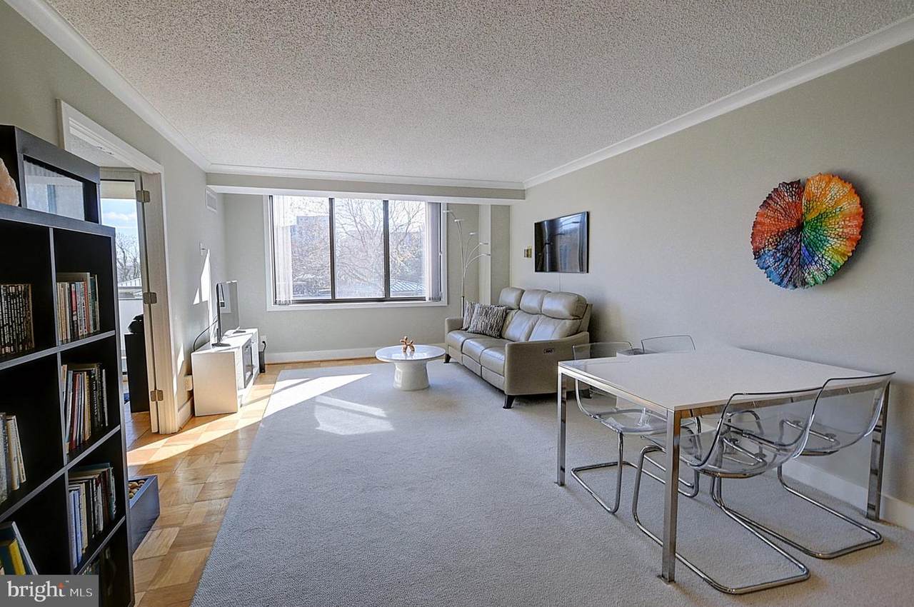 5225 Pooks Hill Road - Photo 1