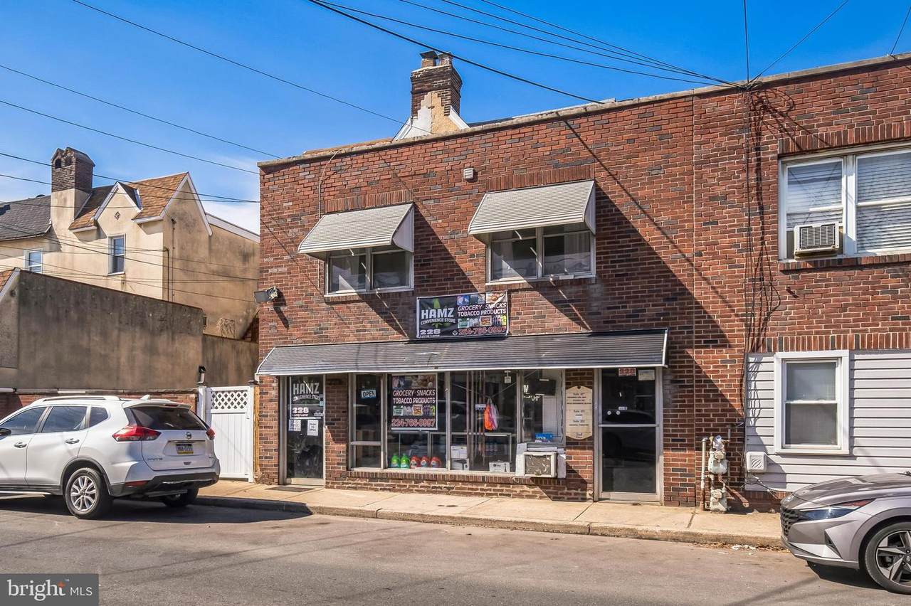 228 Long Lane - Photo 1