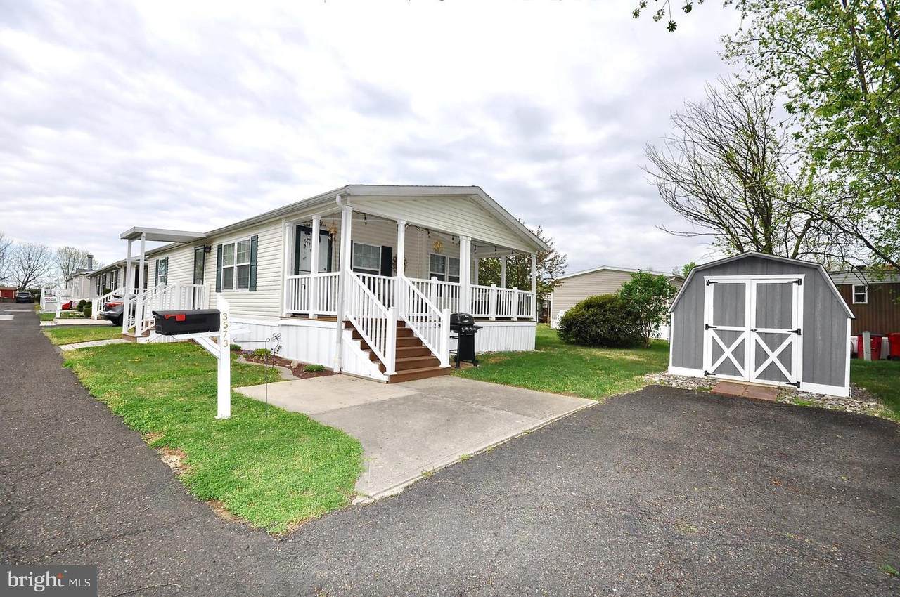 3573 Aster Avenue - Photo 1