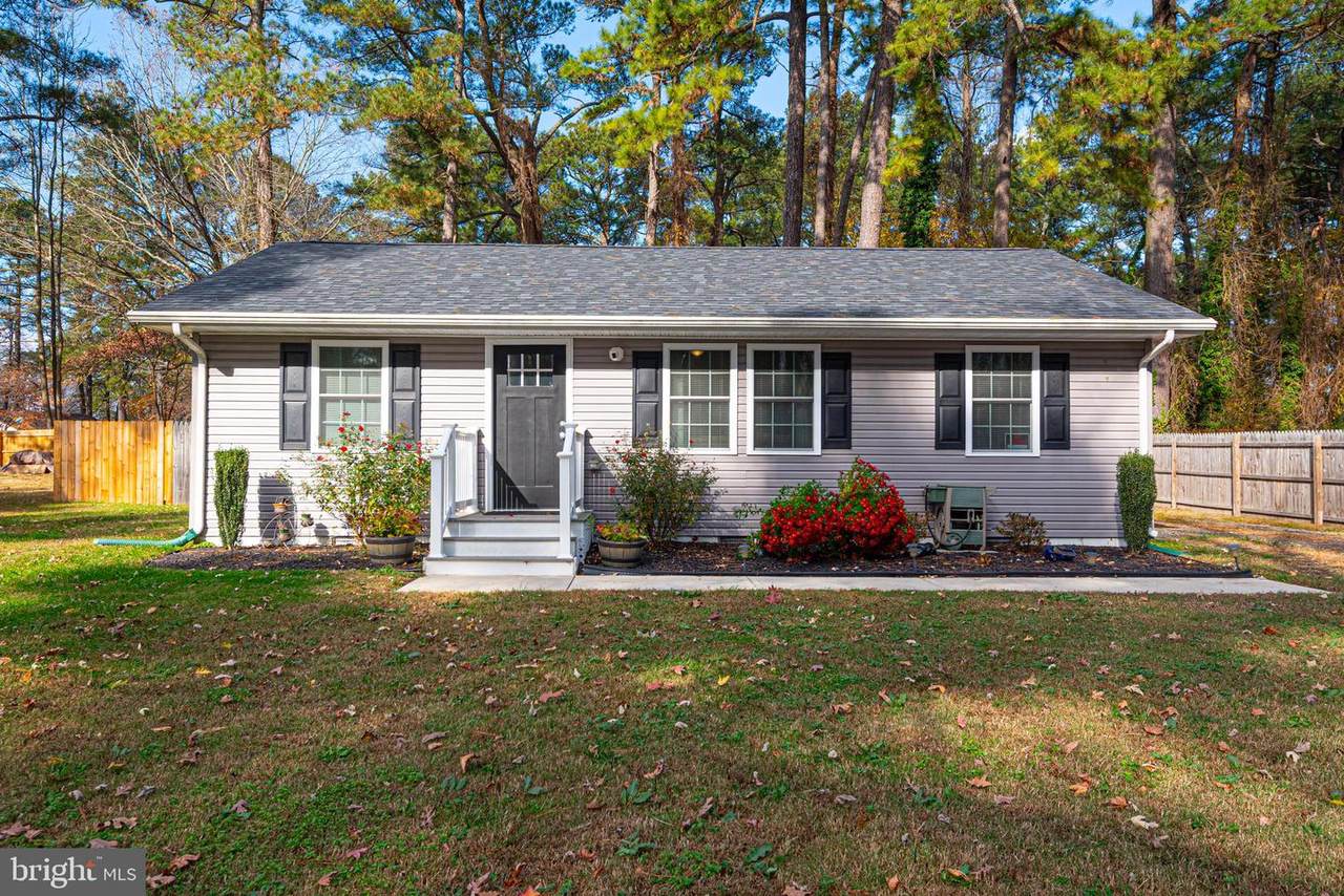 806 Mohawk Avenue - Photo 1