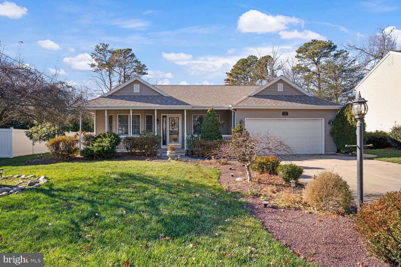 257 Wave Road - Photo 1