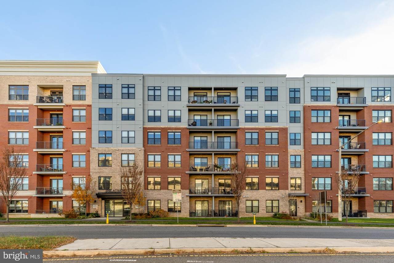 9555 Saintsbury Drive - Photo 1