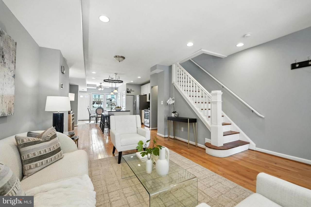 1926 Bennett Place - Photo 1