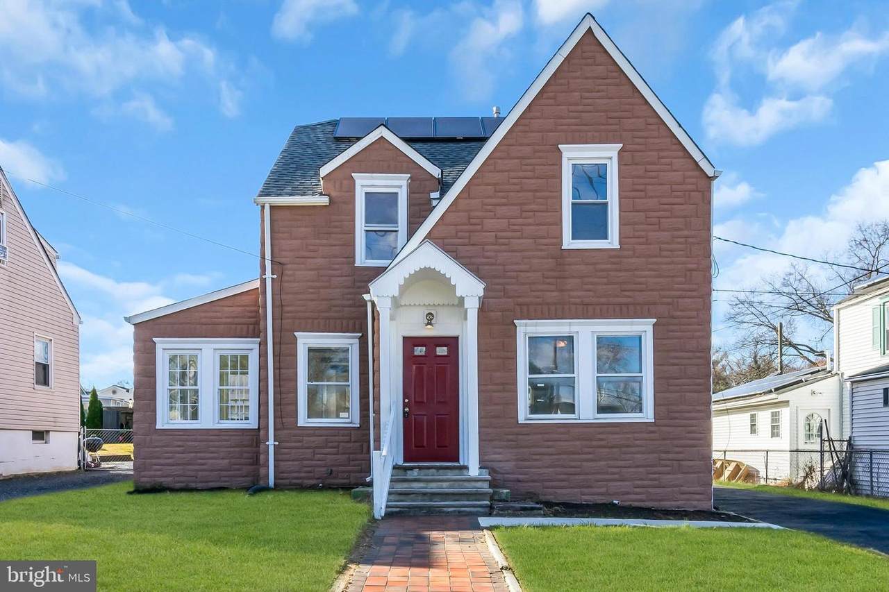 580 Route 206 - Photo 1