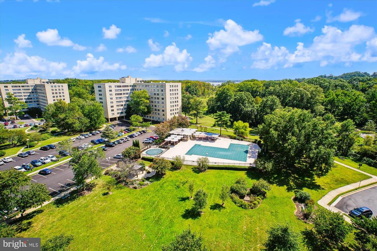 6641 Wakefield Drive - Photo 1