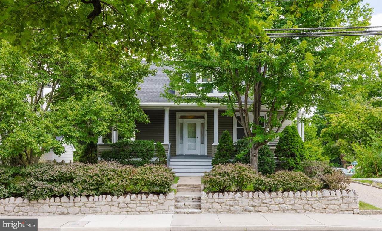 34 Burke Avenue - Photo 1