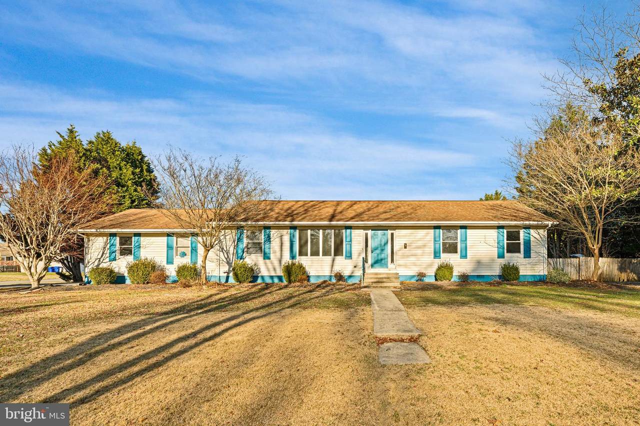 17063 Holly Drive - Photo 1