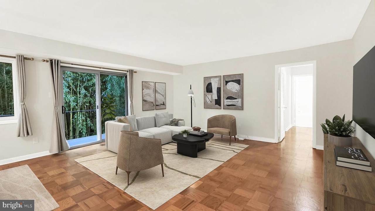 10655 Montrose Avenue - Photo 1