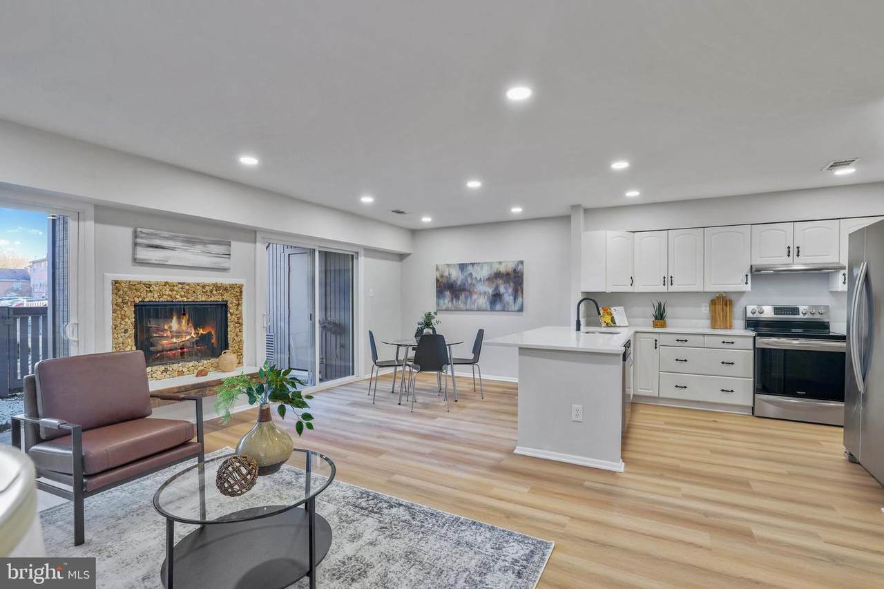 3966 Woodhue Place - Photo 1