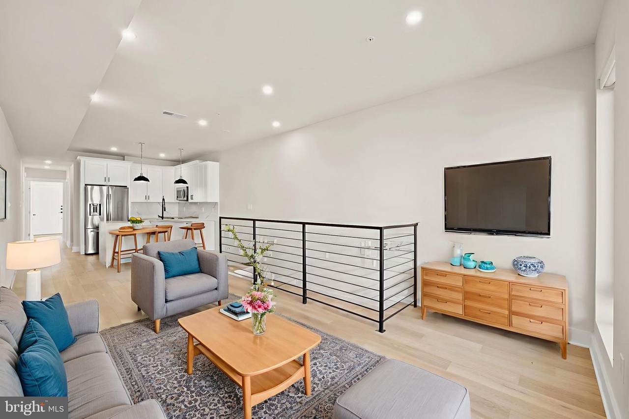 1923 Capitol Avenue - Photo 1