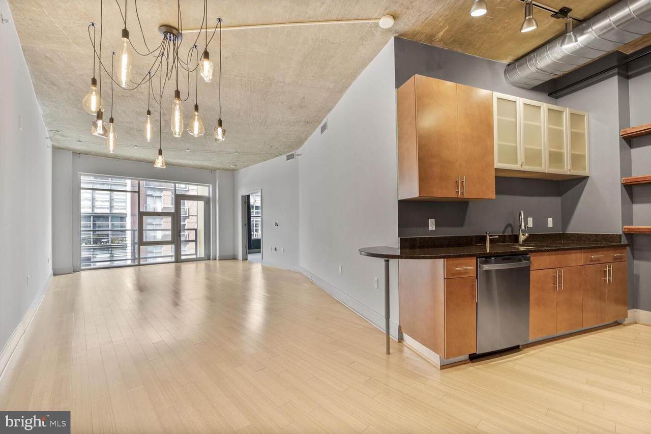 929 Florida Avenue - Photo 1