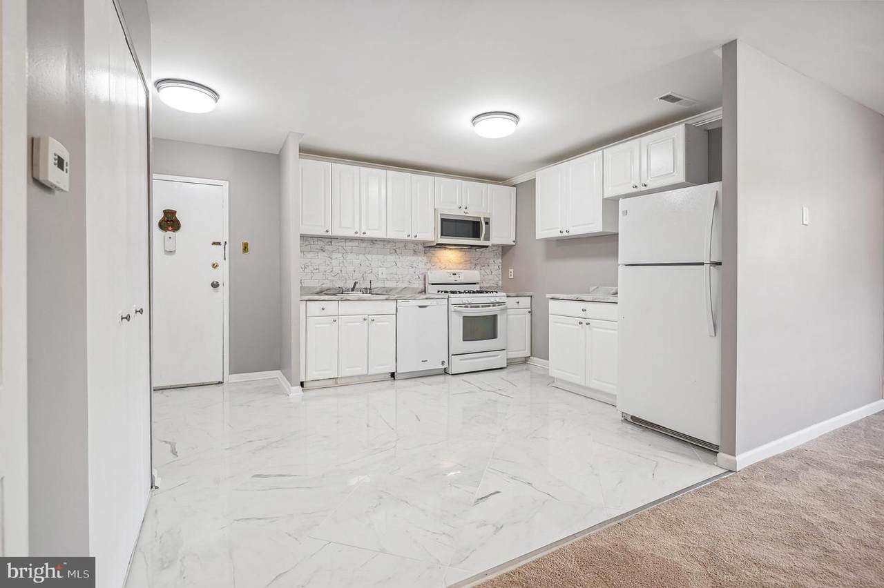 19423 Brassie Place - Photo 1