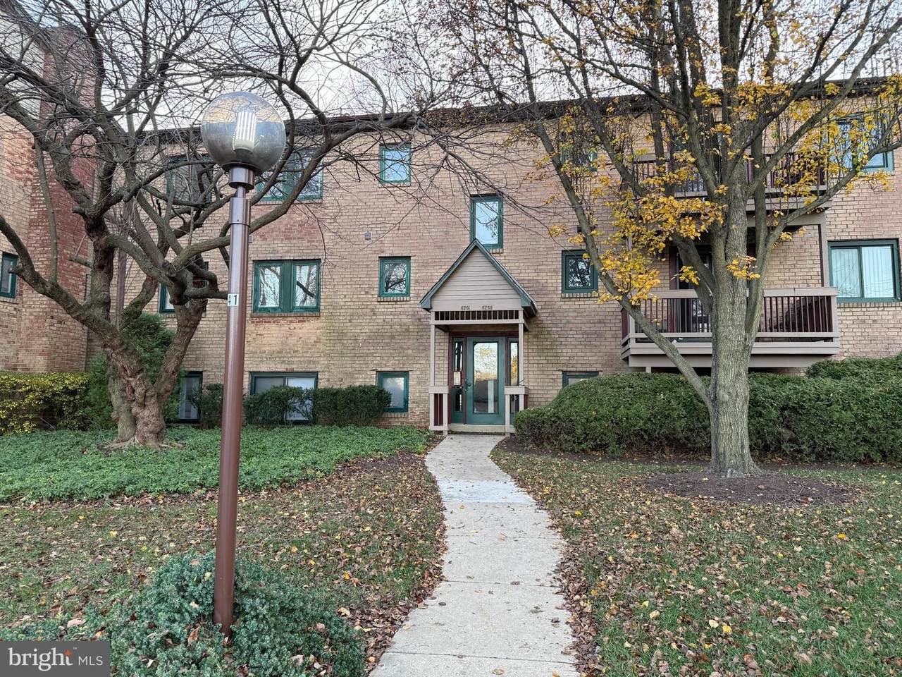 6201 Highland Court - Photo 1