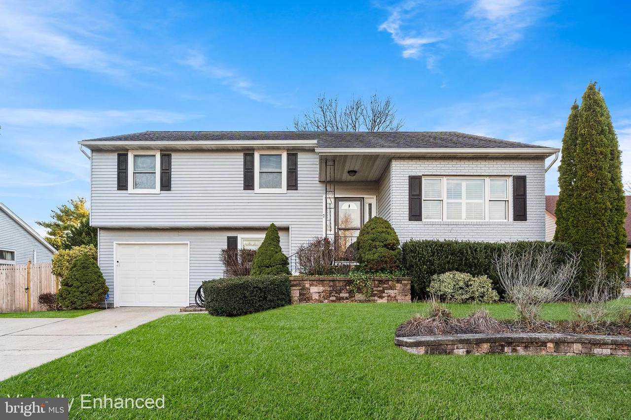 7 Pelham Road - Photo 1